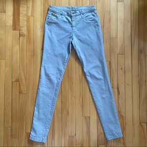 Super high-rise women’s Yoga Jeans - size 28